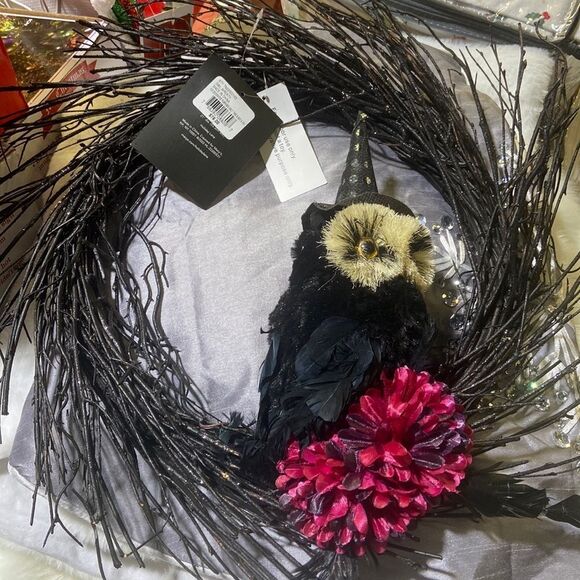 Black Owl Halloween Wreath - Picture 1 of 5
